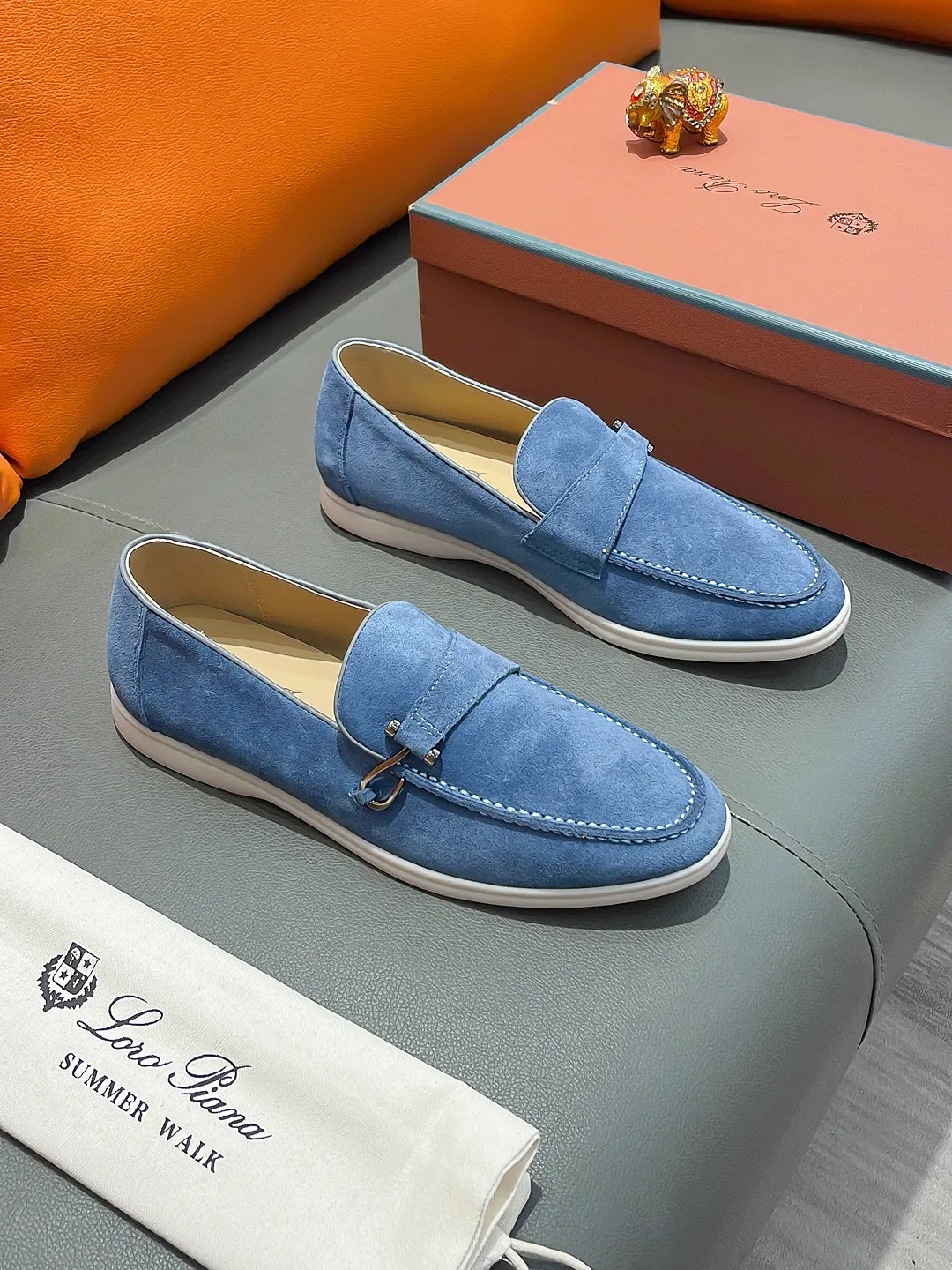 Men's shoes LORO PIANA "LP" P420 Regular size: 38-44 (casual shoes) Product materials: Selected high-mercerized suede upper, comfortable sheepskin lining; original outsole.
